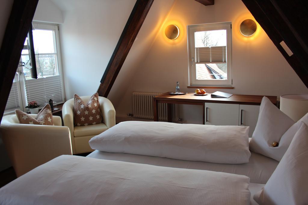 Hotel Schmales Haus Ulm Quarto foto