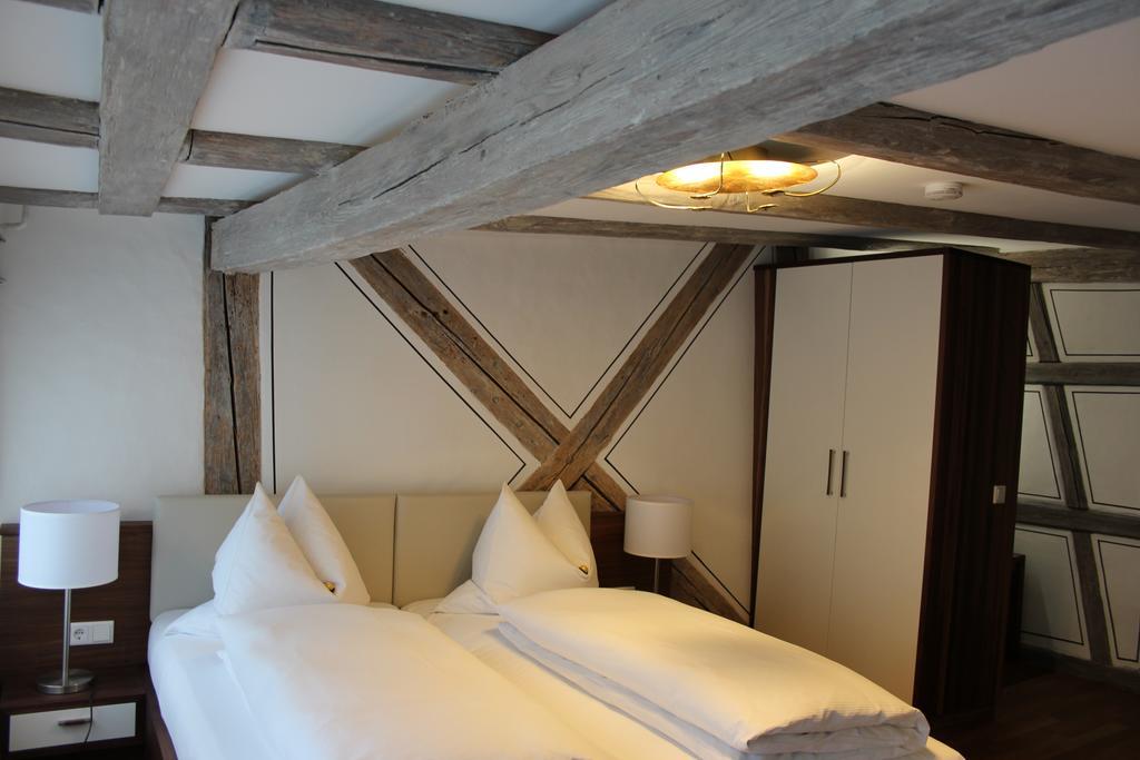 Hotel Schmales Haus Ulm Quarto foto
